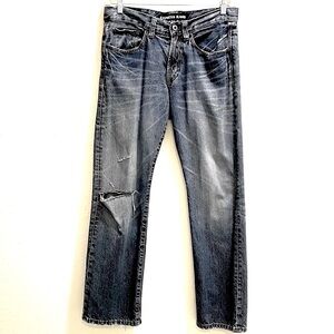 Express Men's loose fit boot cut Blue Jeans 31x32